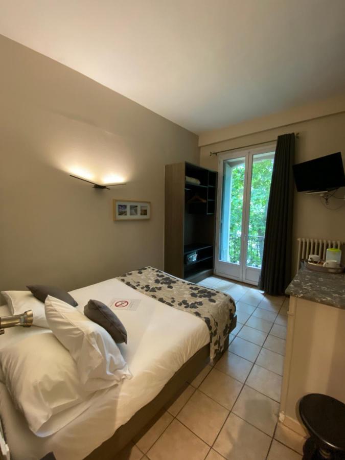 Le Strasbourg Hotel Монпелье Экстерьер фото